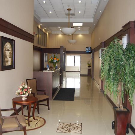 Days Inn By Wyndham Brampton Interior photo