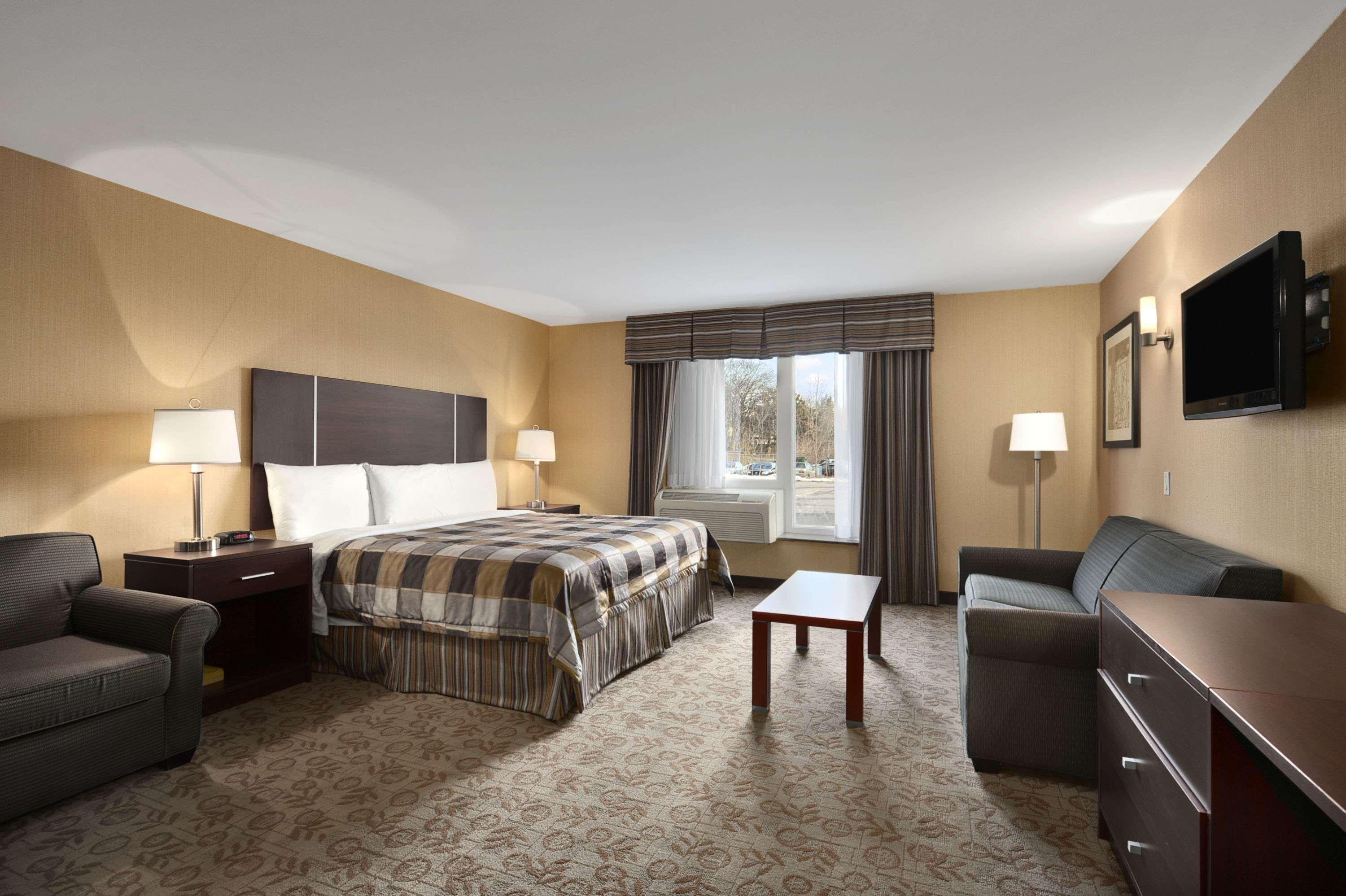 Days Inn By Wyndham Brampton Exterior photo